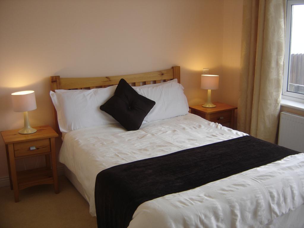 Blue Horizon B&B Laherne Hill Habitación foto